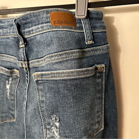 Judy Blue Very Distressed Mid Rise? Cotton Boyfriend Fit Dark Wash Jeans 26 - Picture 8 of 16